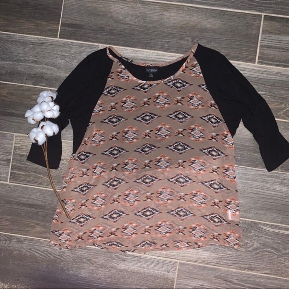 🍂 3/$20 🍂Daytrip Boho 3/4 Sleeve Blouse🍂
